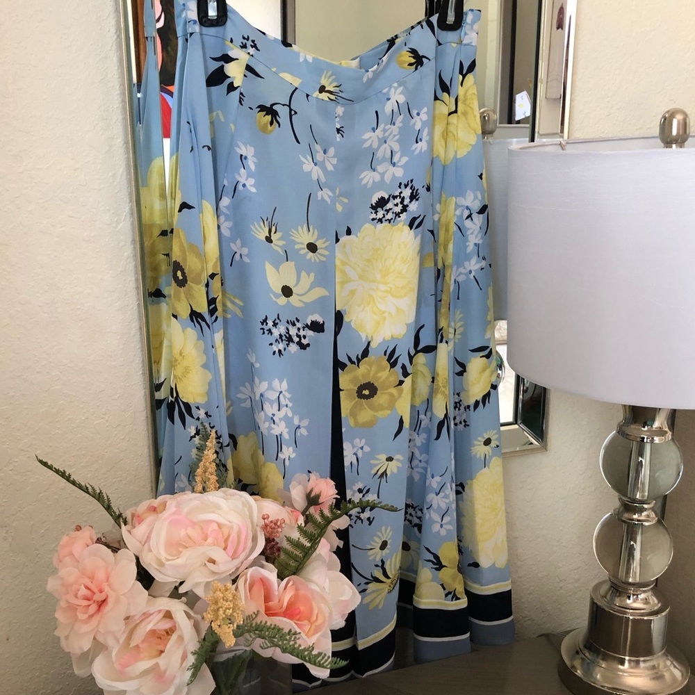 Ann Taylor A line midi skirt blue yellow floral